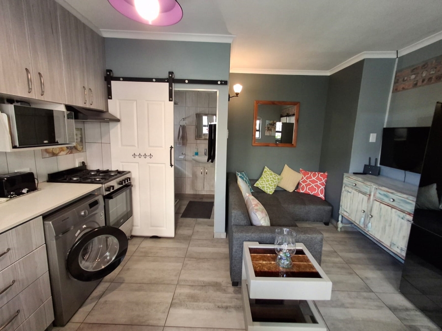 To Let 1 Bedroom Property for Rent in Labiance Estate Western Cape
